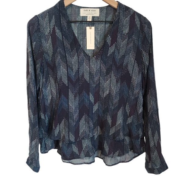 NEW Anthropologie | Cloth & Stone Dotted Herringbone V-Neck Pull Over Blouse - Picture 10 of 13